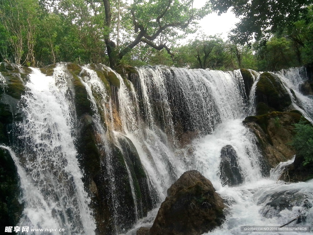 真正的九寨沟山水