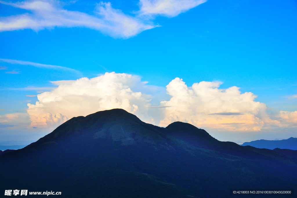 银瓶山