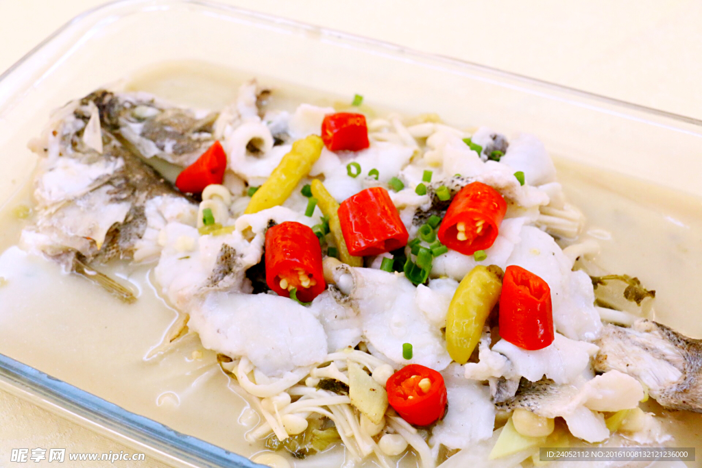 明鲈酸菜鱼