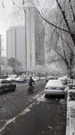 下雪天的城市街道