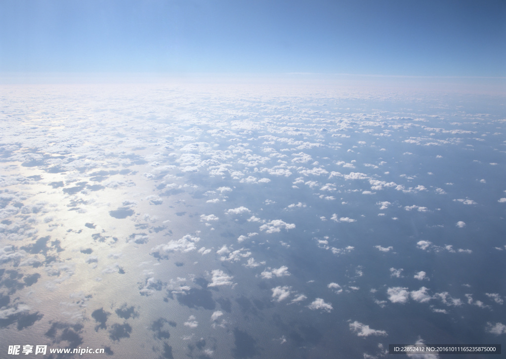 天空云层图