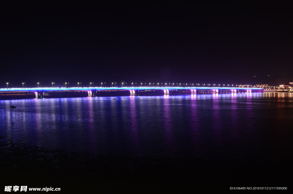 襄阳江汉二桥夜景