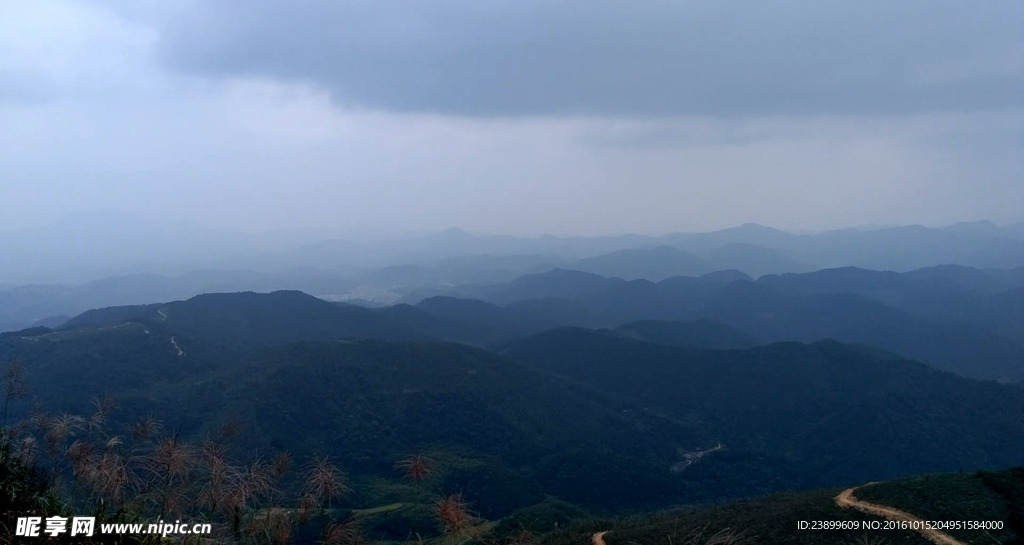 石马山顶山景视频
