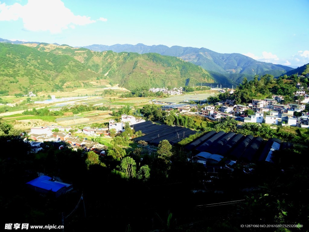 小山村