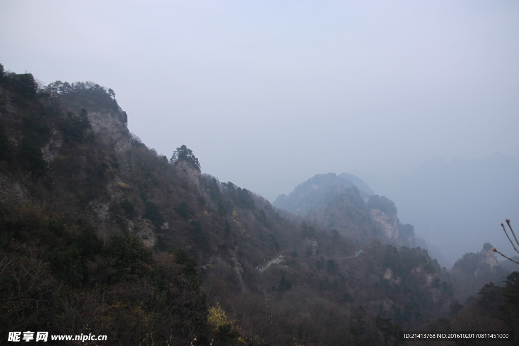 名山大川