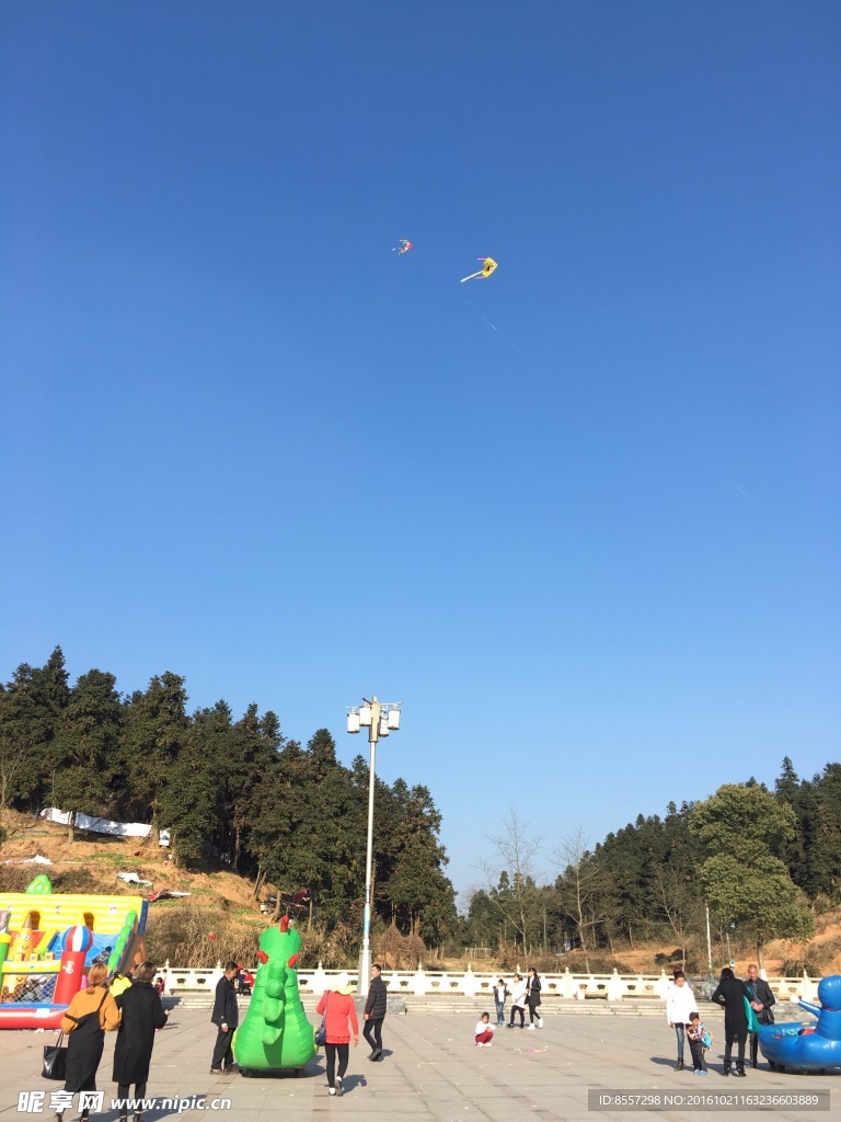 蓝天