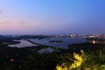 西湖的夜