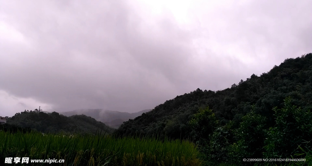 山川上的云雾 延时摄影