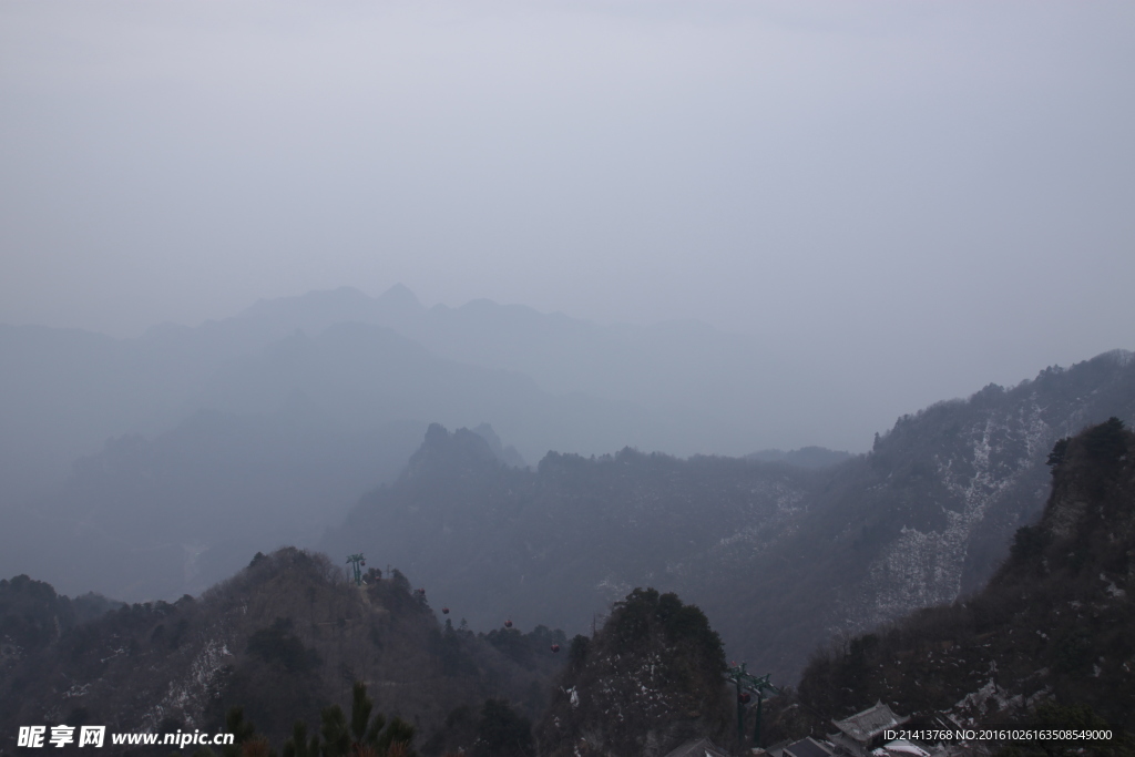 名山大川
