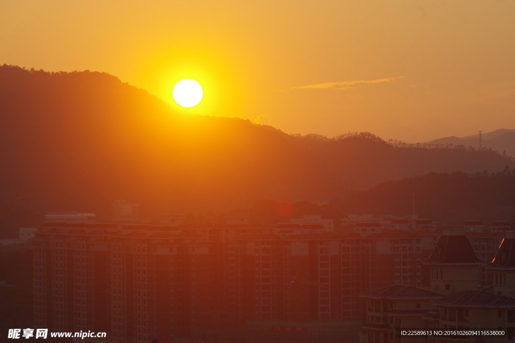 夕阳影照