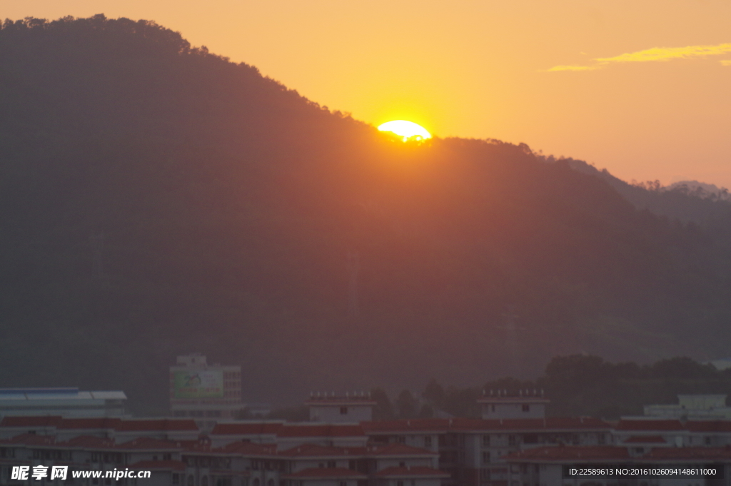 夕阳下山