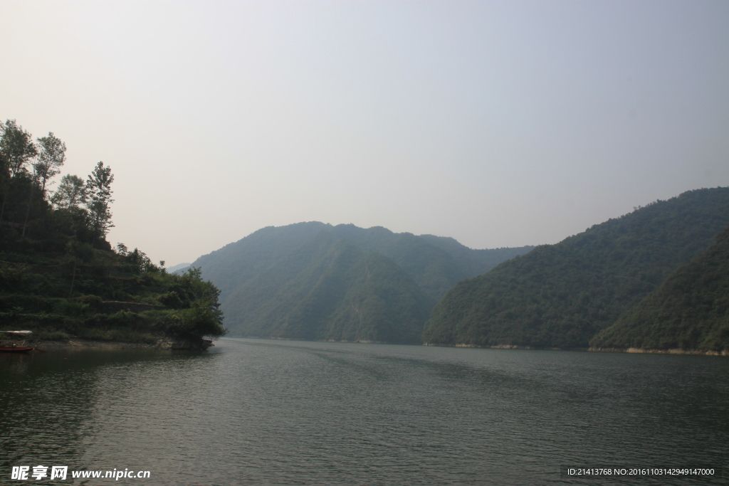 名山大川