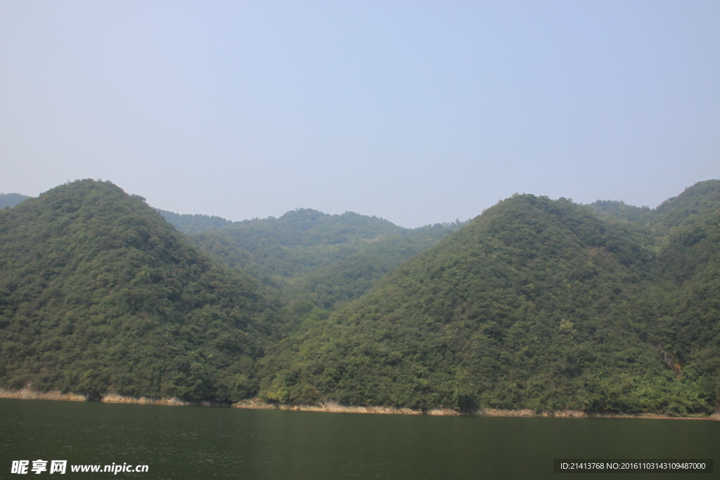 名山大川