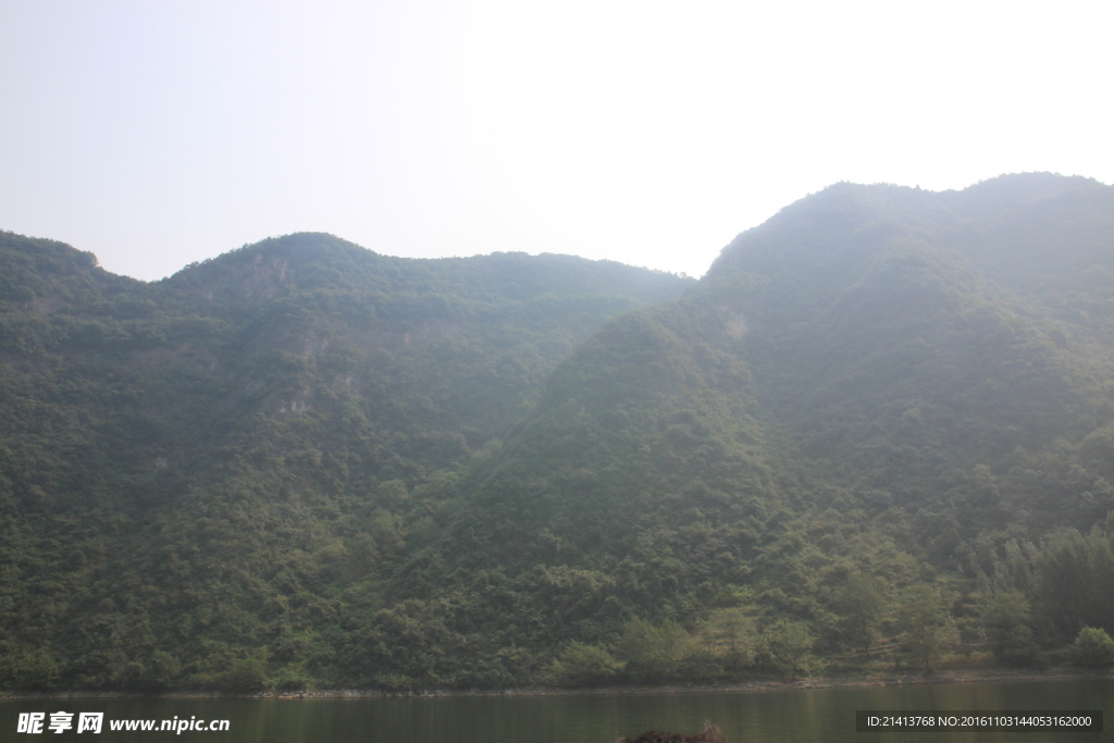 名山大川