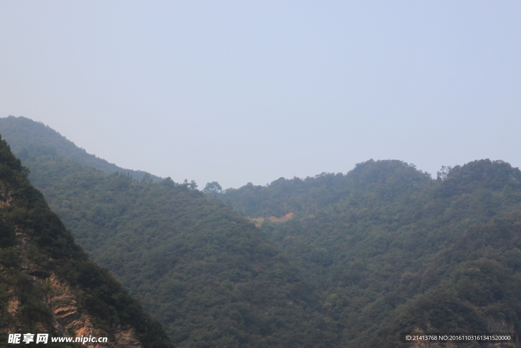 名山大川