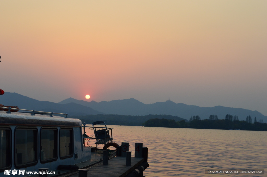 西湖夕阳