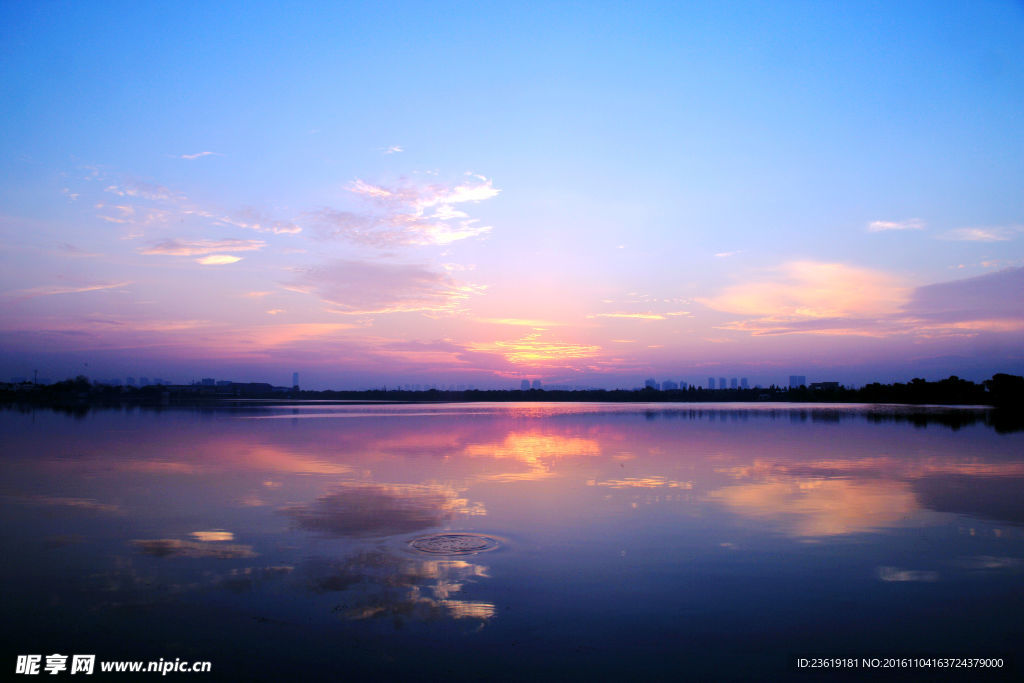 汤逊湖