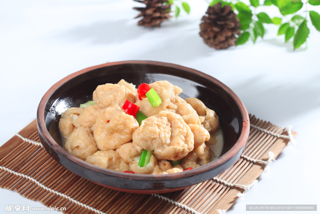 鱼鲜油豆腐