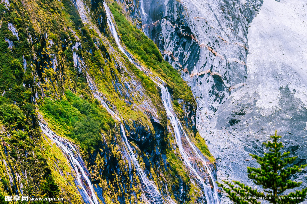 贡嘎山