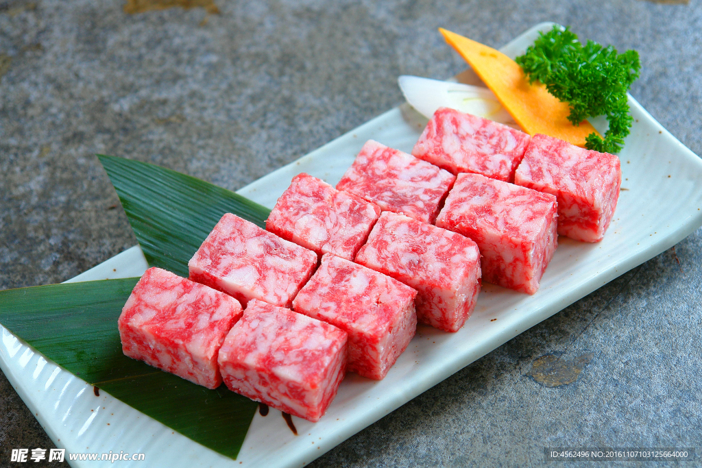 鲜肉块