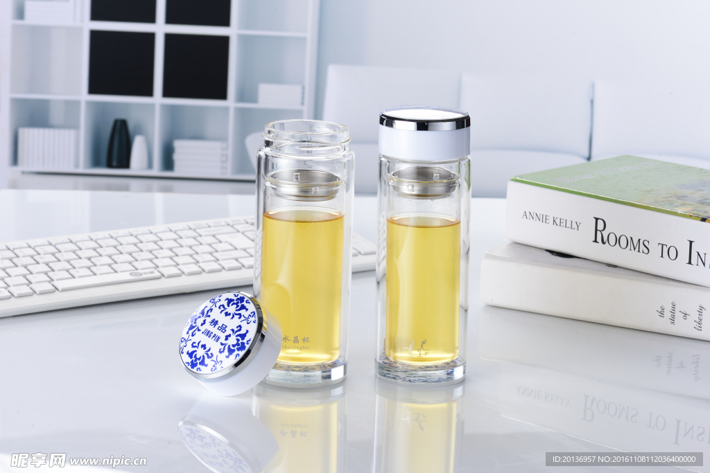 玻璃杯