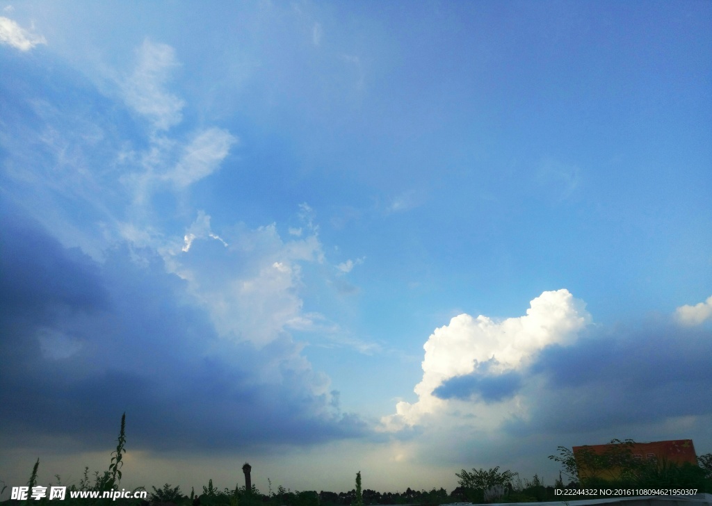 雨后晴空