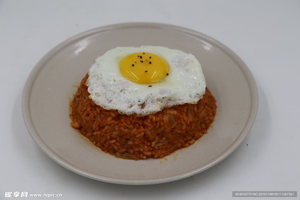 韩式辣白菜炒饭