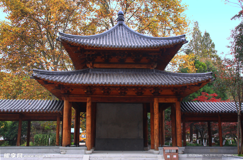 栖霞山红叶 栖霞古寺