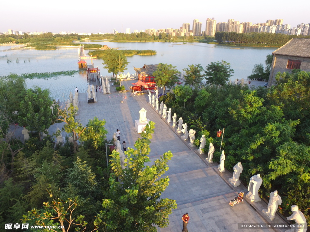 聊城龙堤水浒英雄雕塑群