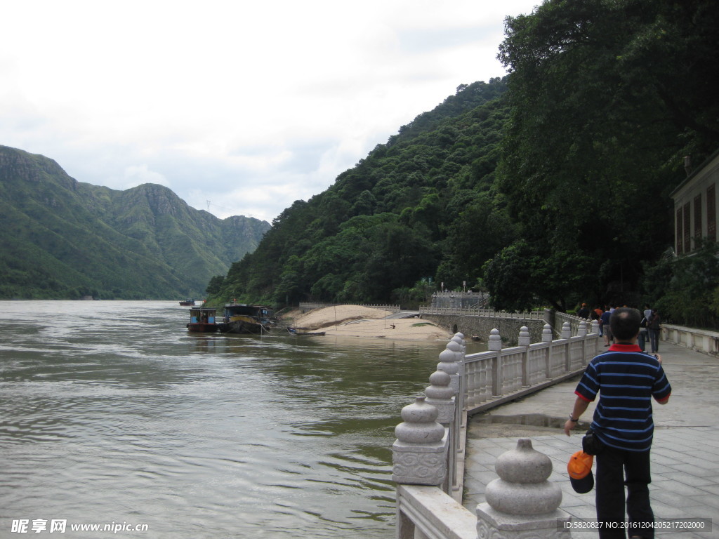 河边码头