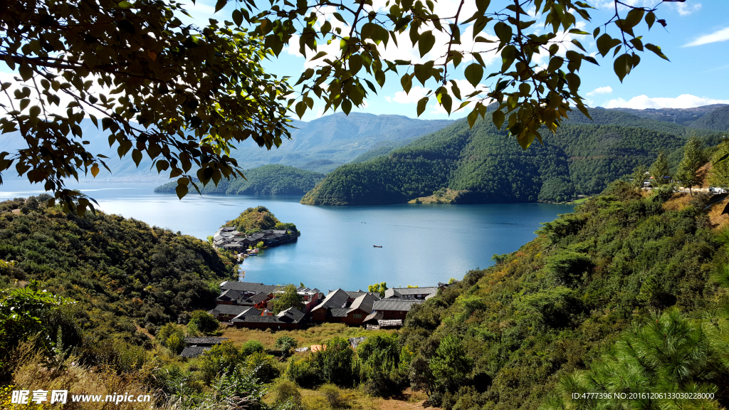 泸沽湖的景色