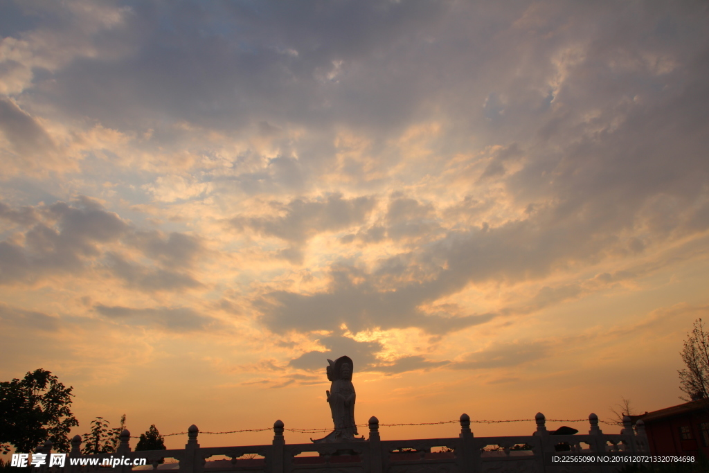 天空