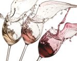 三只泼洒的酒杯
