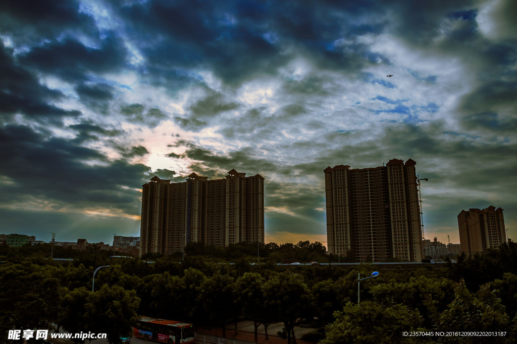 大雨将至