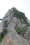 陡峭山峰