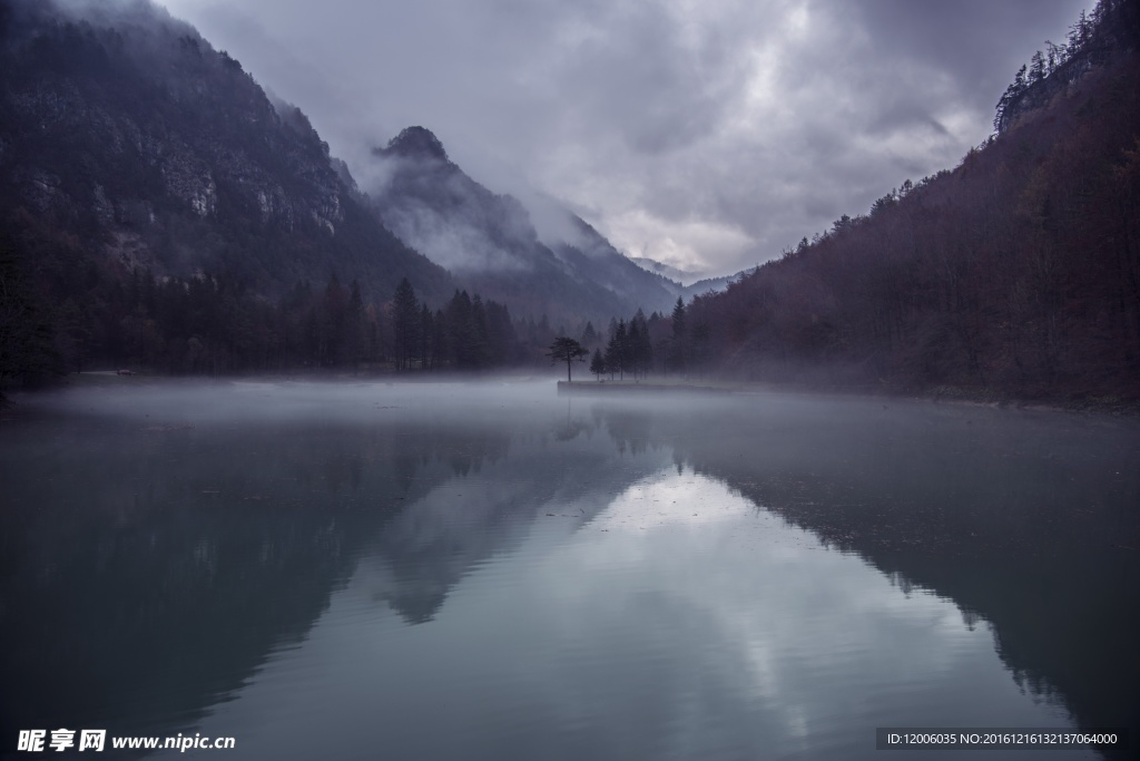 壮观的山水风景