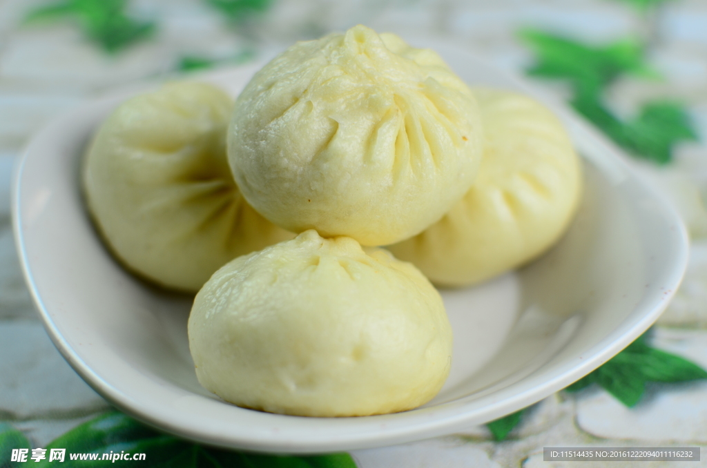青菜小笼包