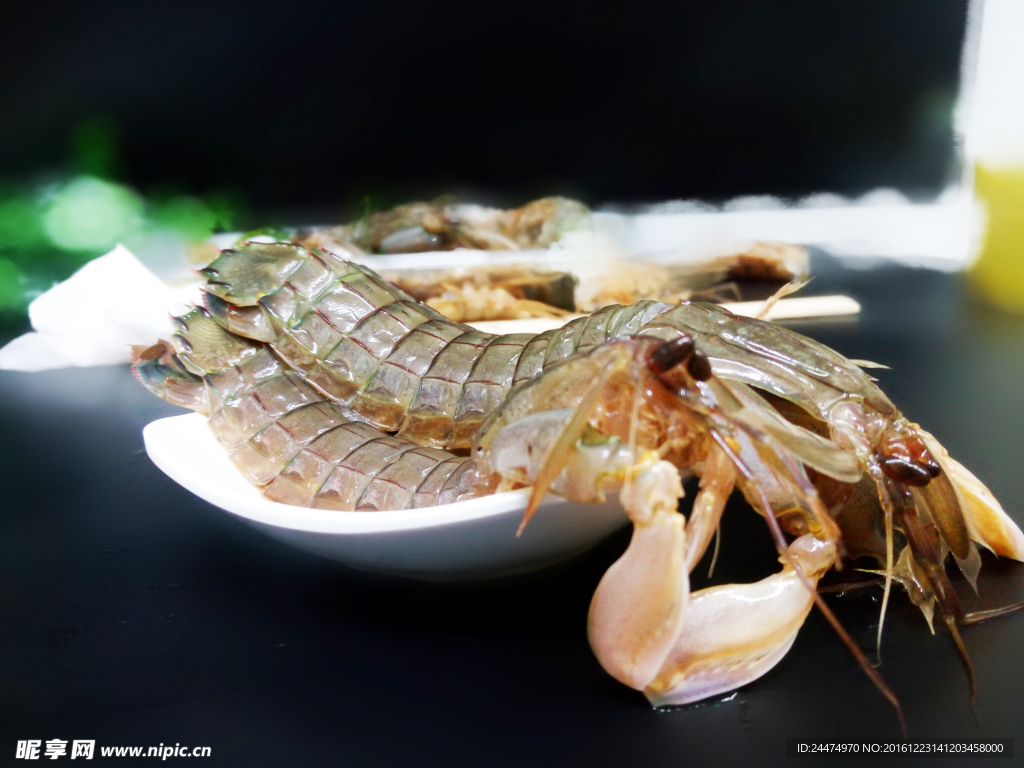 海鲜蒸虾爬子怎么做_海鲜蒸虾爬子的做法_怪味熙_豆果美食