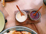 碗里的米饭辣椒油图片