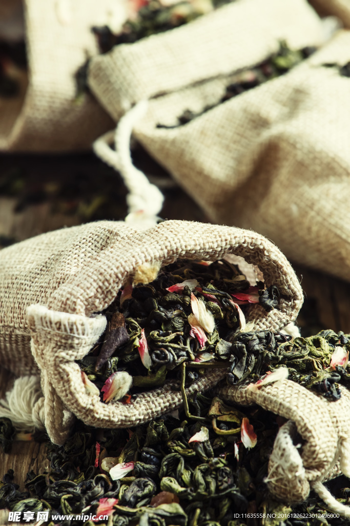 红茶与茶叶高清图片