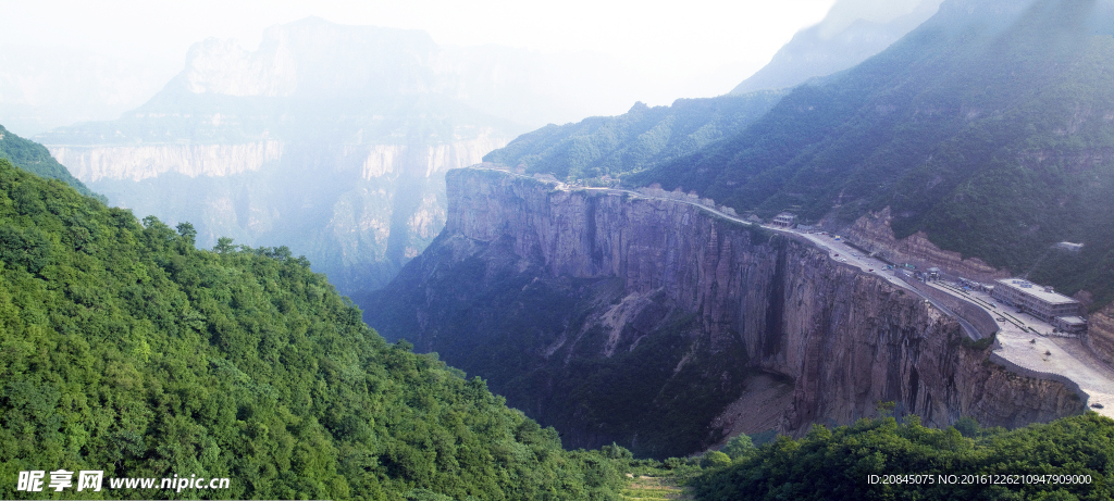 太行山回龙大峡谷