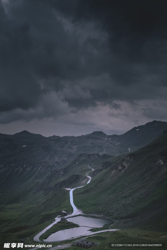 远景 山路
