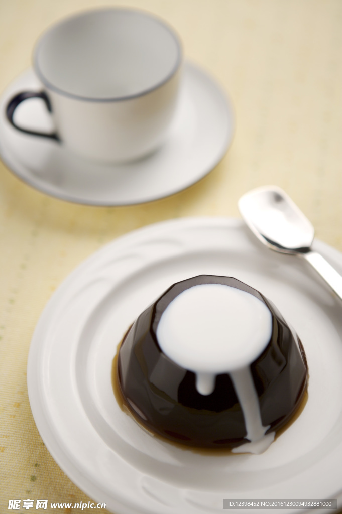 布丁奶茶