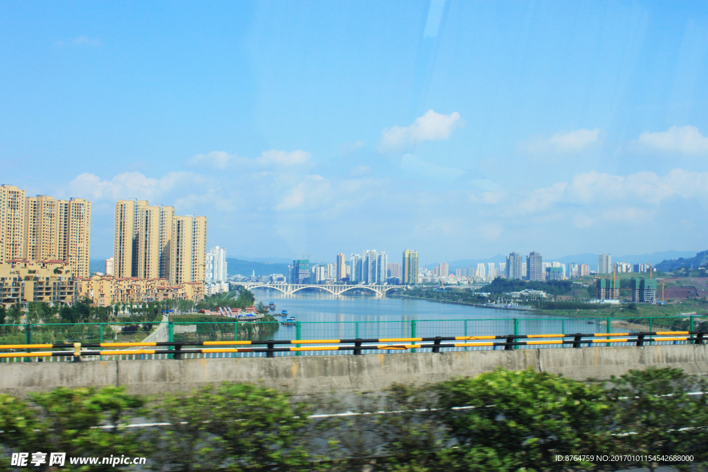美丽合川