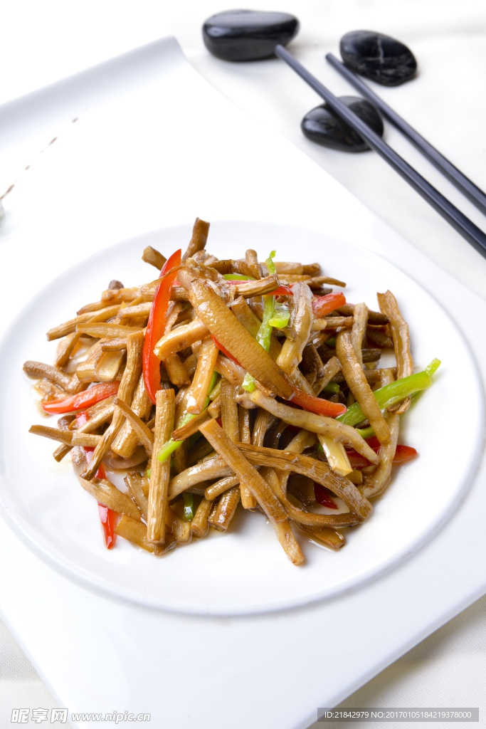 清炒茶树菇