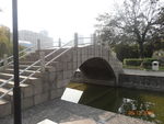湖边小桥