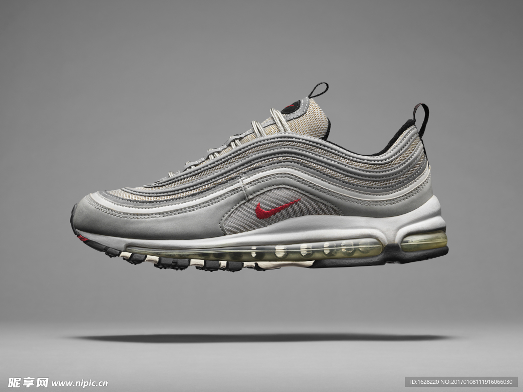 NIKE休闲运动鞋