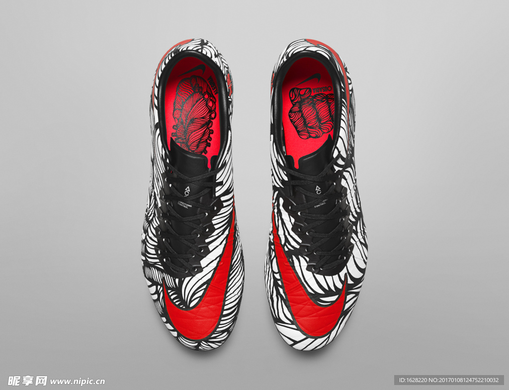 NIKE顶级足球鞋宣传广告