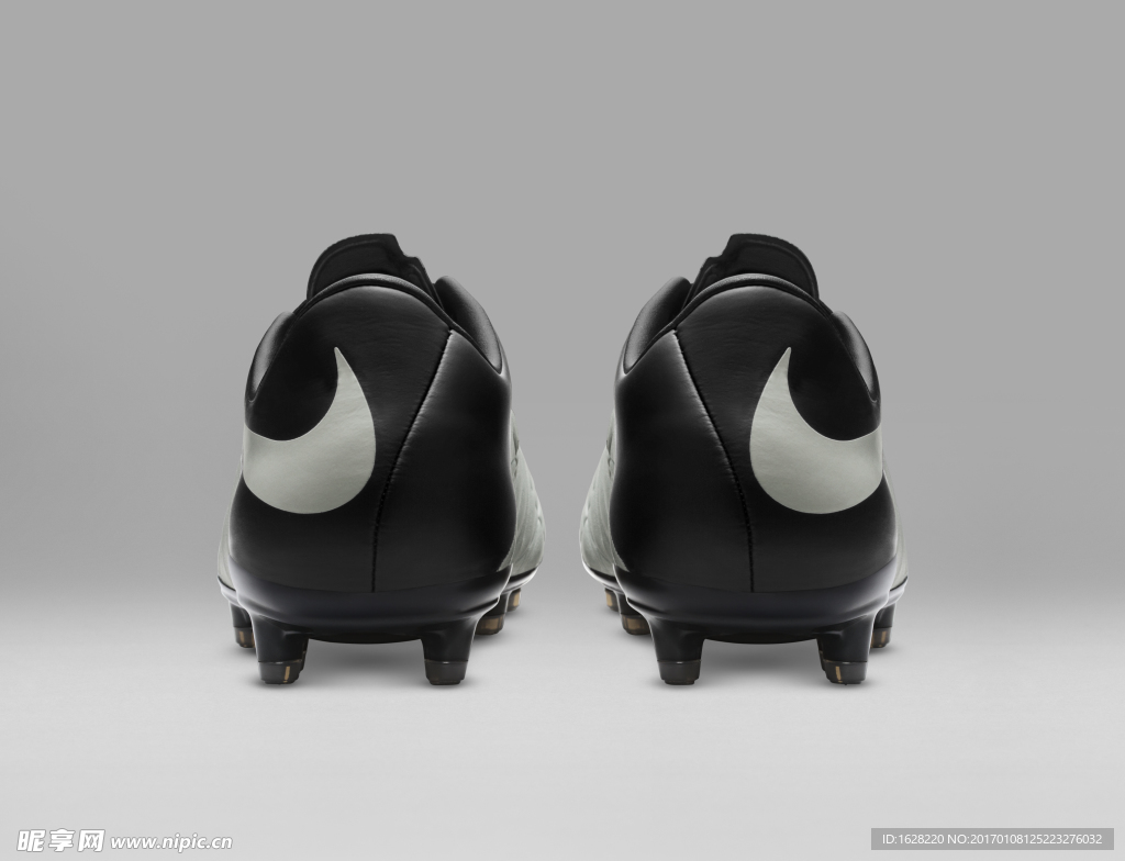 NIKE顶级足球鞋宣传广告