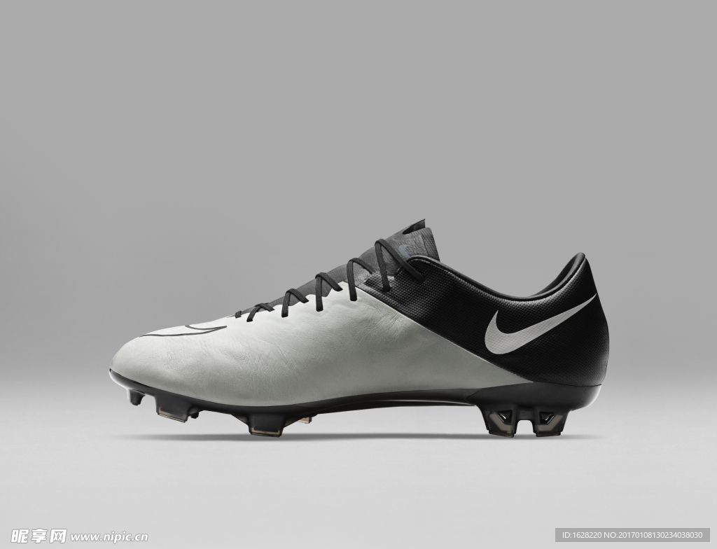 NIKE顶级足球鞋宣传广告